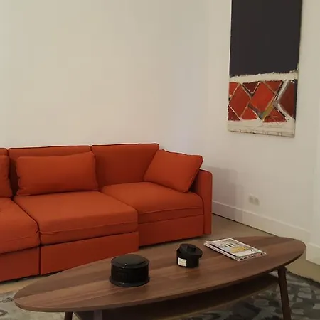 La Merci, D'hotes